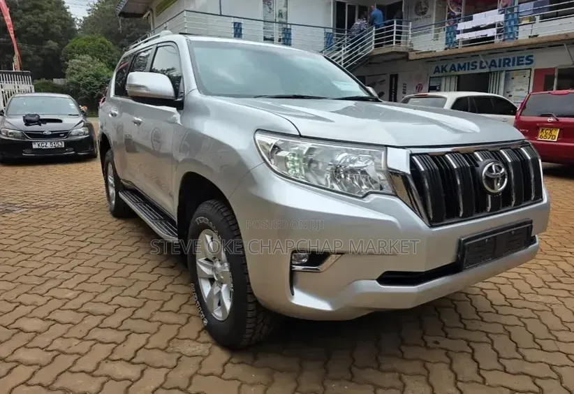 Toyota Land Cruiser Prado 3.0 190hp 2018 Silver