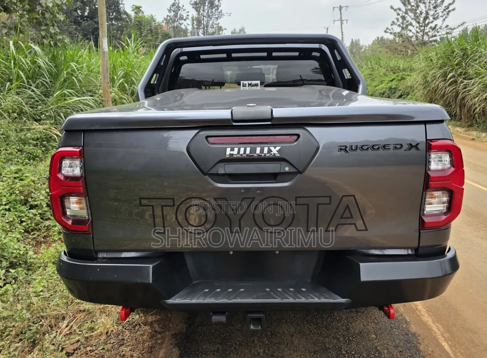 Toyota Hilux 2020 Gray