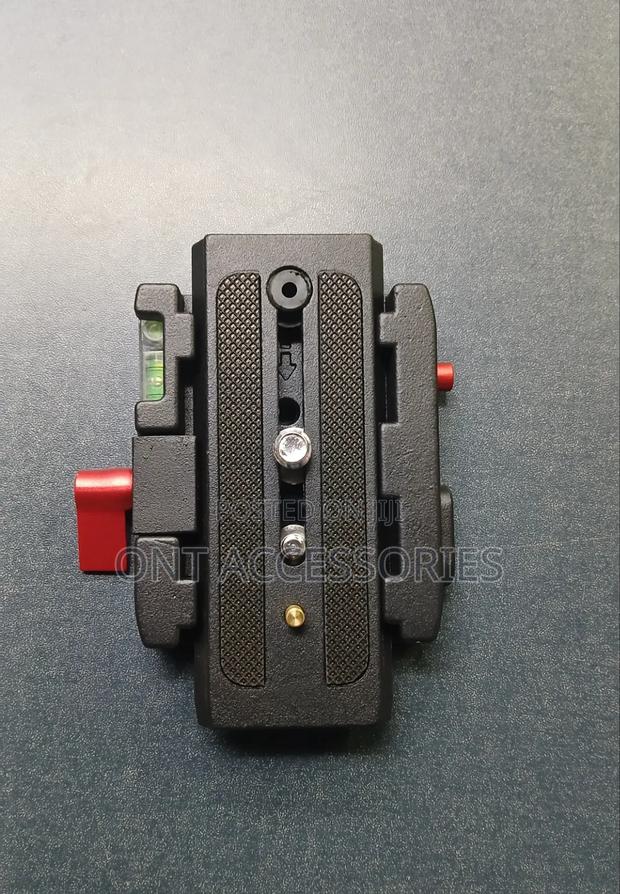 Quick Release Adapter And Plate Base