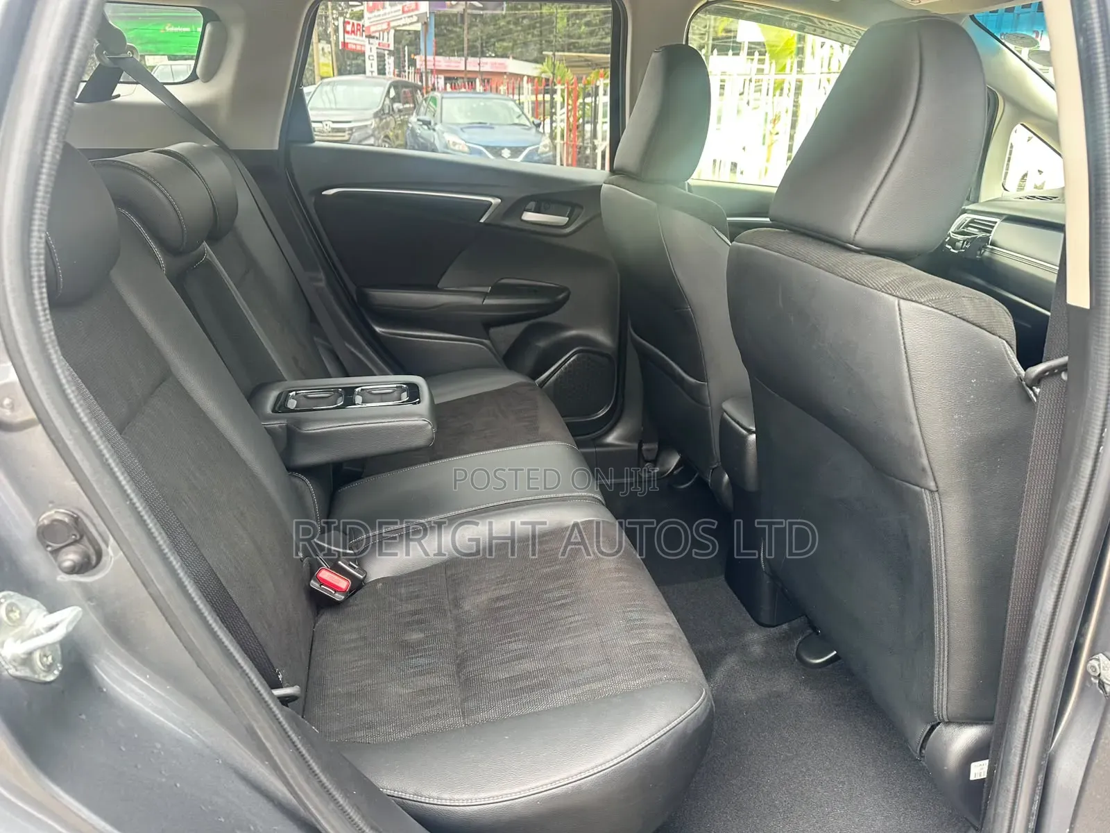 Honda Fit Shuttle 2019 Gray