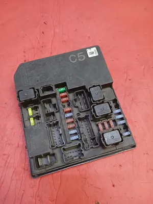 Fuse Box Nissan Juke 2010-2017