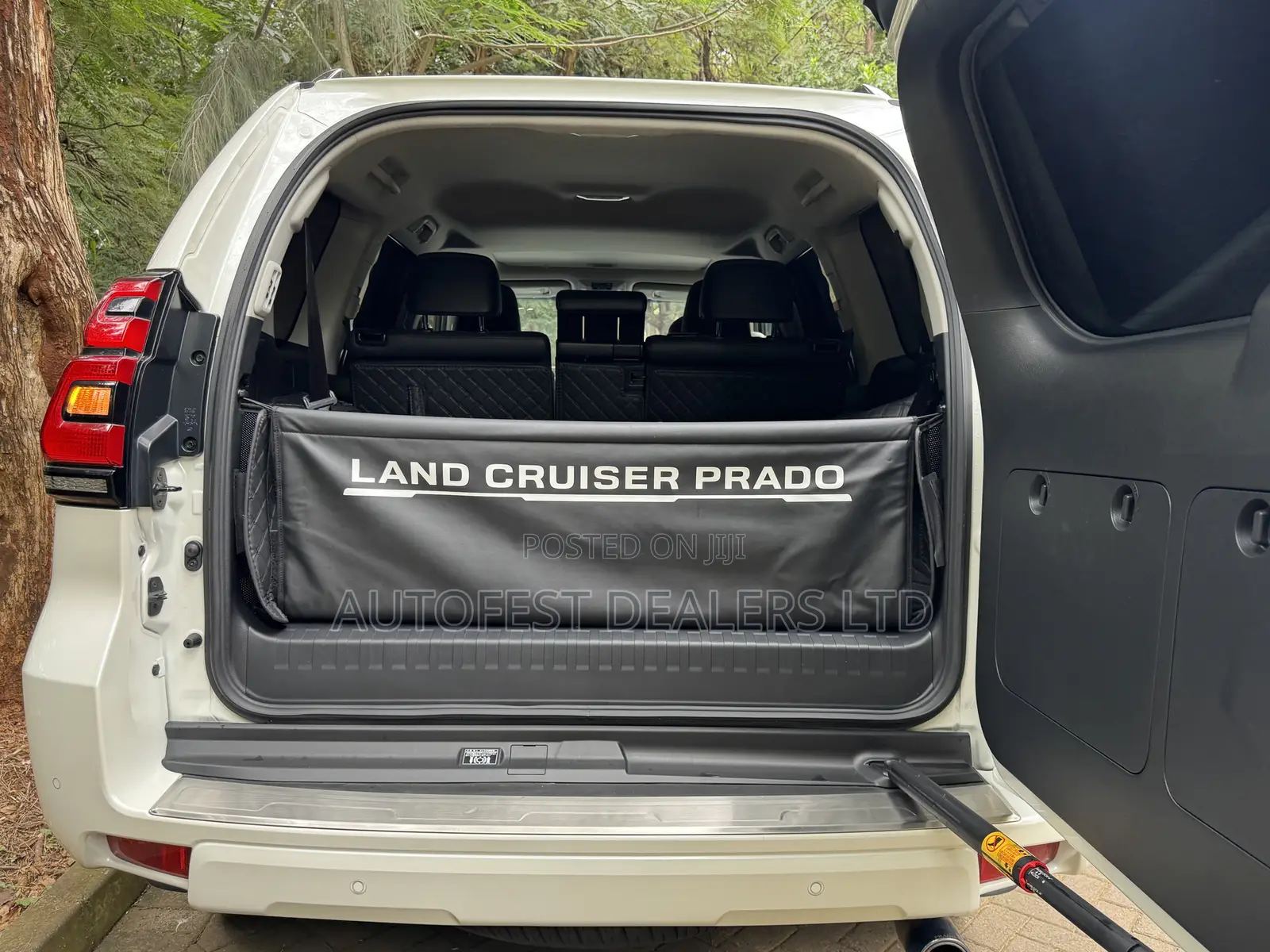 Toyota Land Cruiser Prado 2.7 2021 White