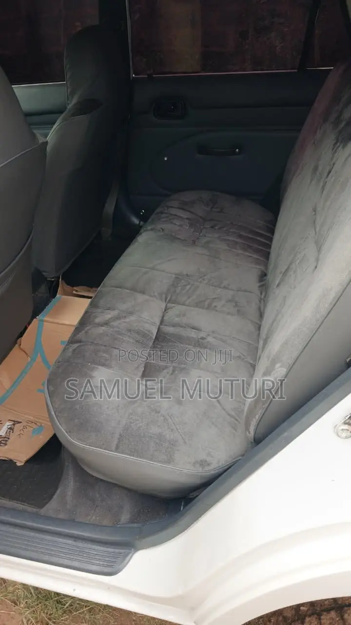Toyota Corolla G-Touring 1996 White