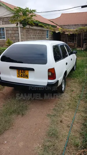 Toyota Corolla G-Touring 1996 White