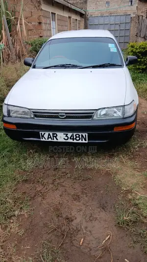 Toyota Corolla G-Touring 1996 White