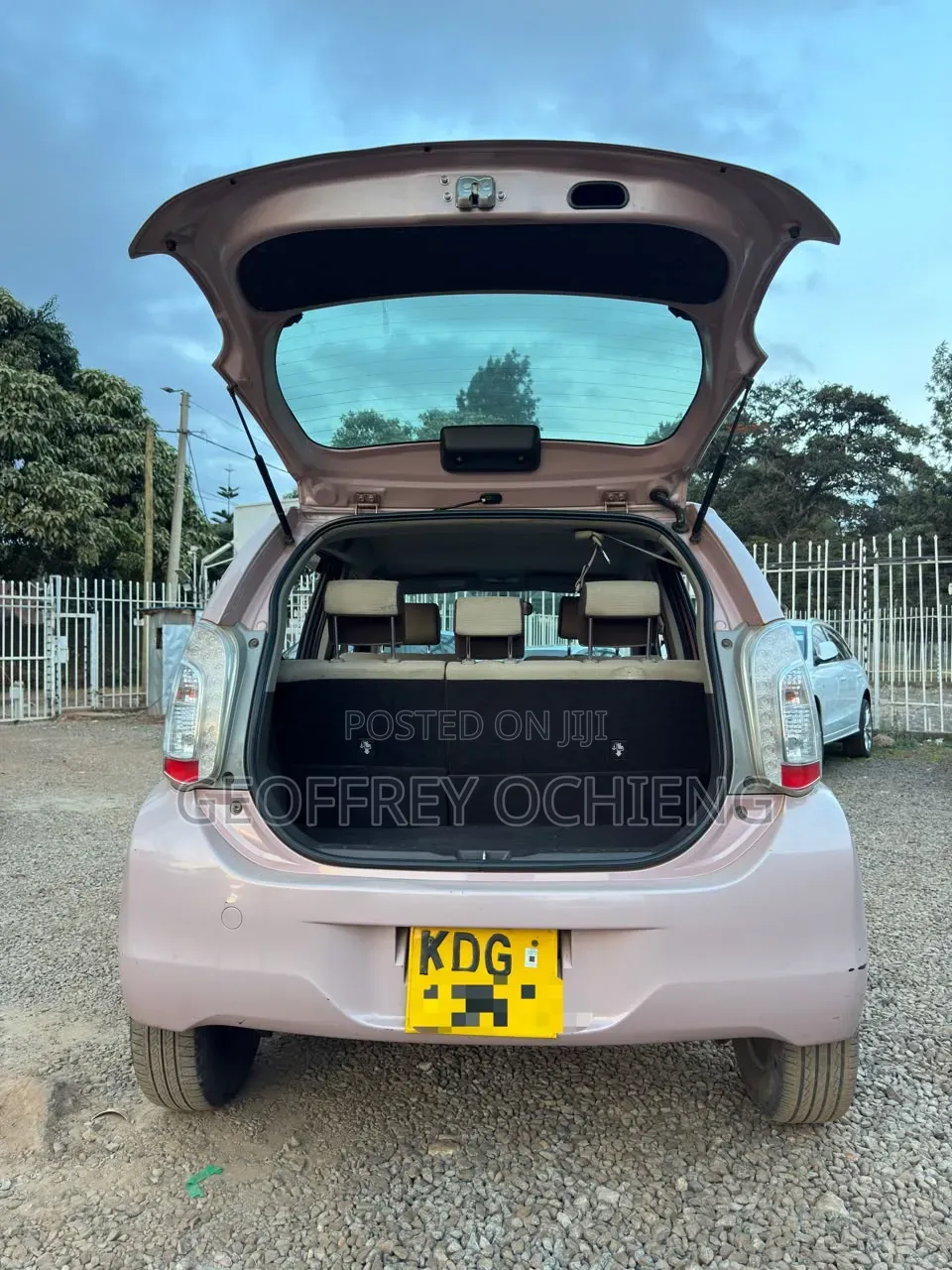 Toyota Passo 2015