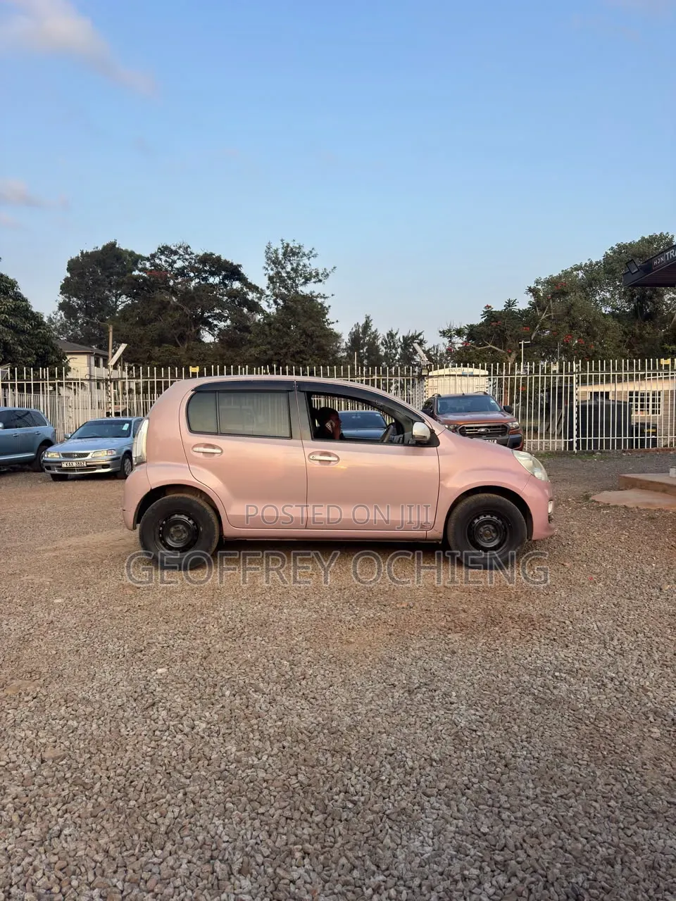 Toyota Passo 2015