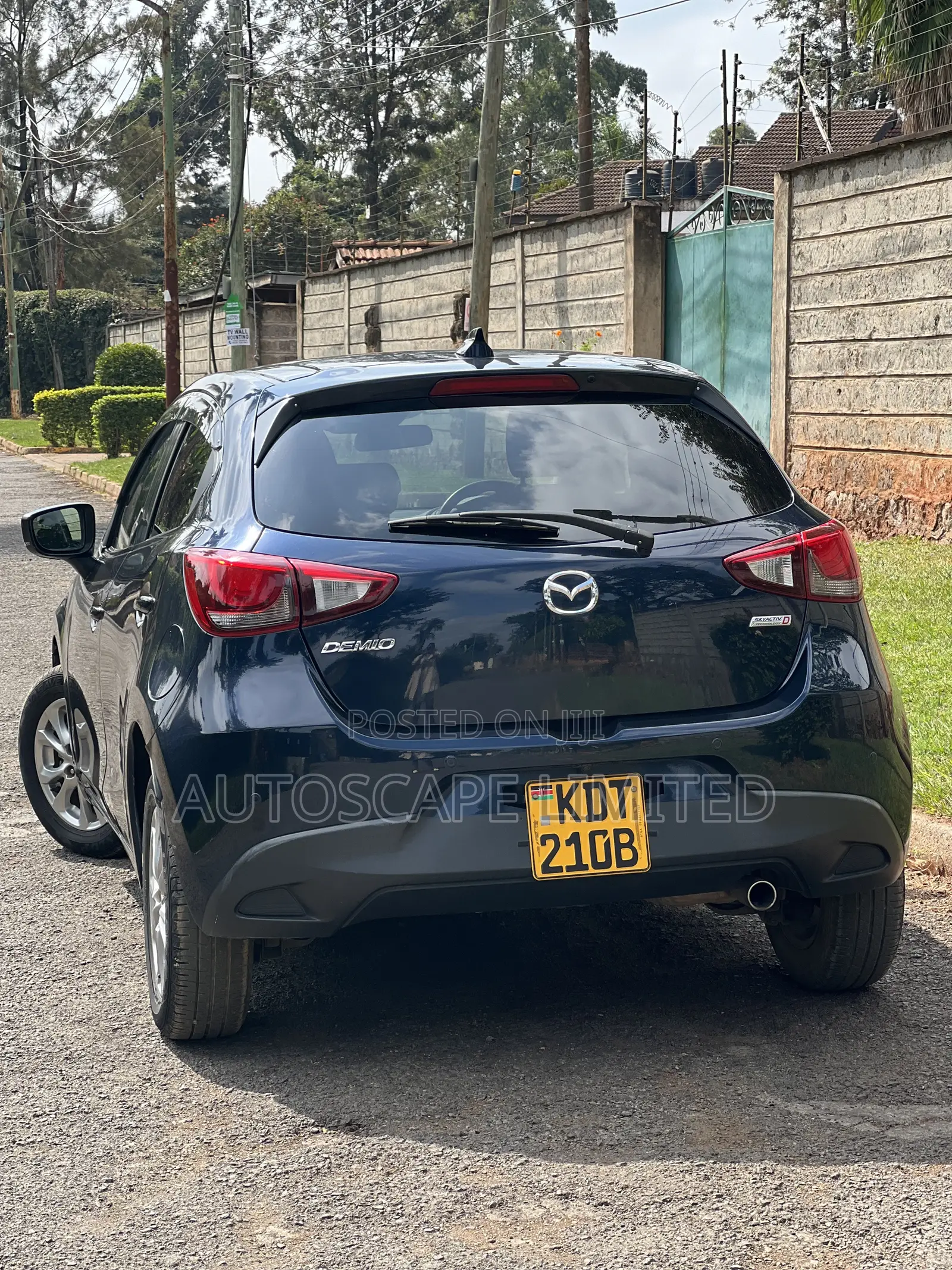 Mazda Demio 2018 Blue