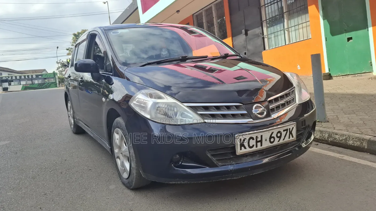 Nissan Tiida 2009 Black