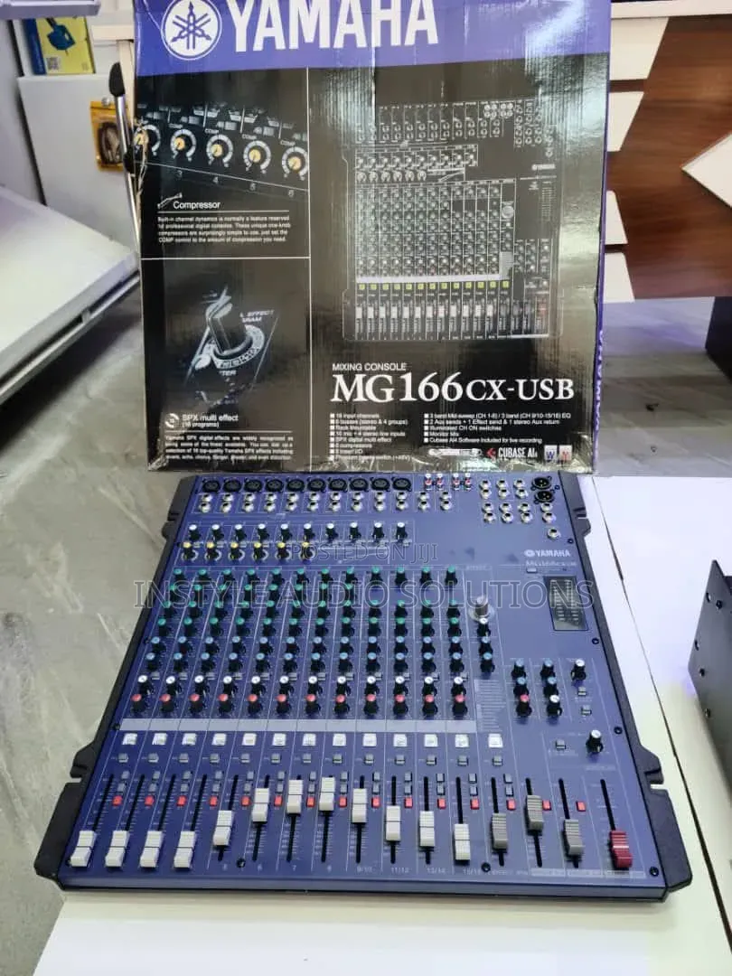 Mg16xu Yamaha Professional Plain Mixer