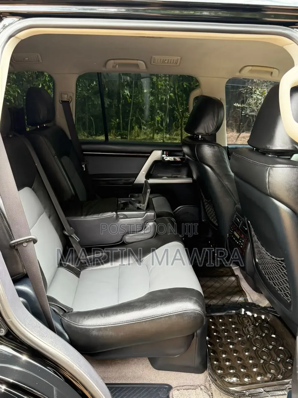 Toyota Land Cruiser Prado 2012