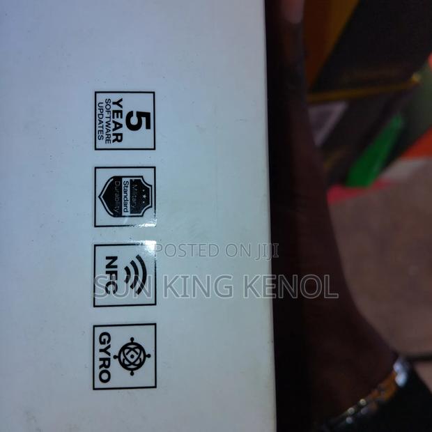 New Infinix Hot 70 256 GB Black - thumbnail 2
