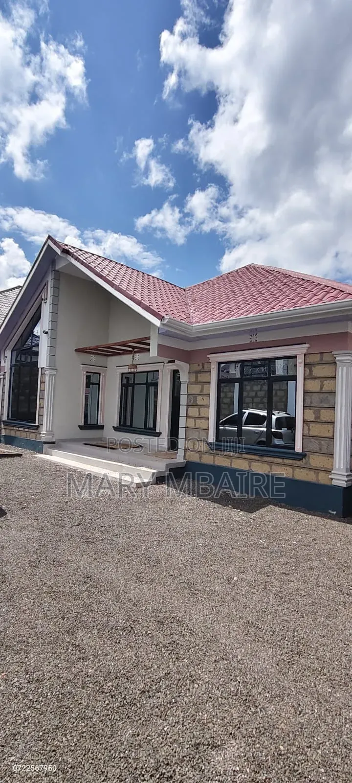 3bdrm Bungalow in Merisho Eastes for sale