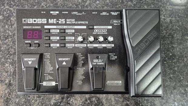 Boss Me25 - Guitar Multi Effects Pedal