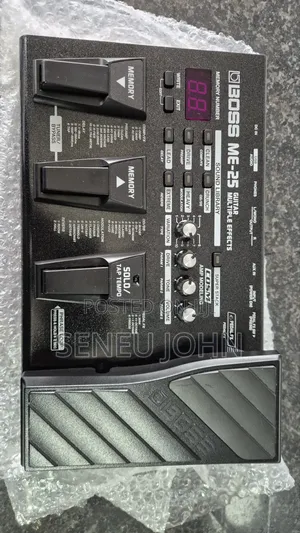 Boss Me25 - Guitar Multi Effects Pedal