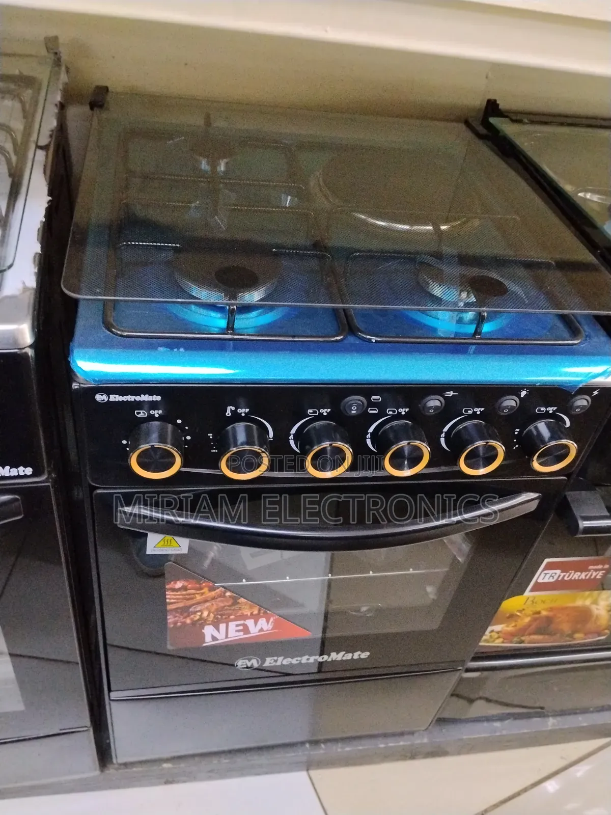 Electromate Standing Gas Cooker ,50*55, 3 Gas Jet Burners+ 1 Hot Plate