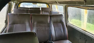 Nissan Vanette 2010 Yellow