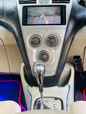 Toyota Belta 2007 Silver