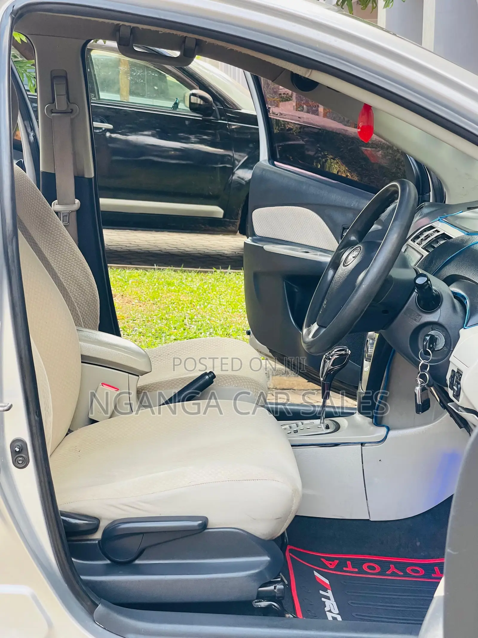 Toyota Belta 2007 Silver