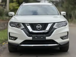 Nissan X-Trail 2.0 Petrol AWD 2019 White