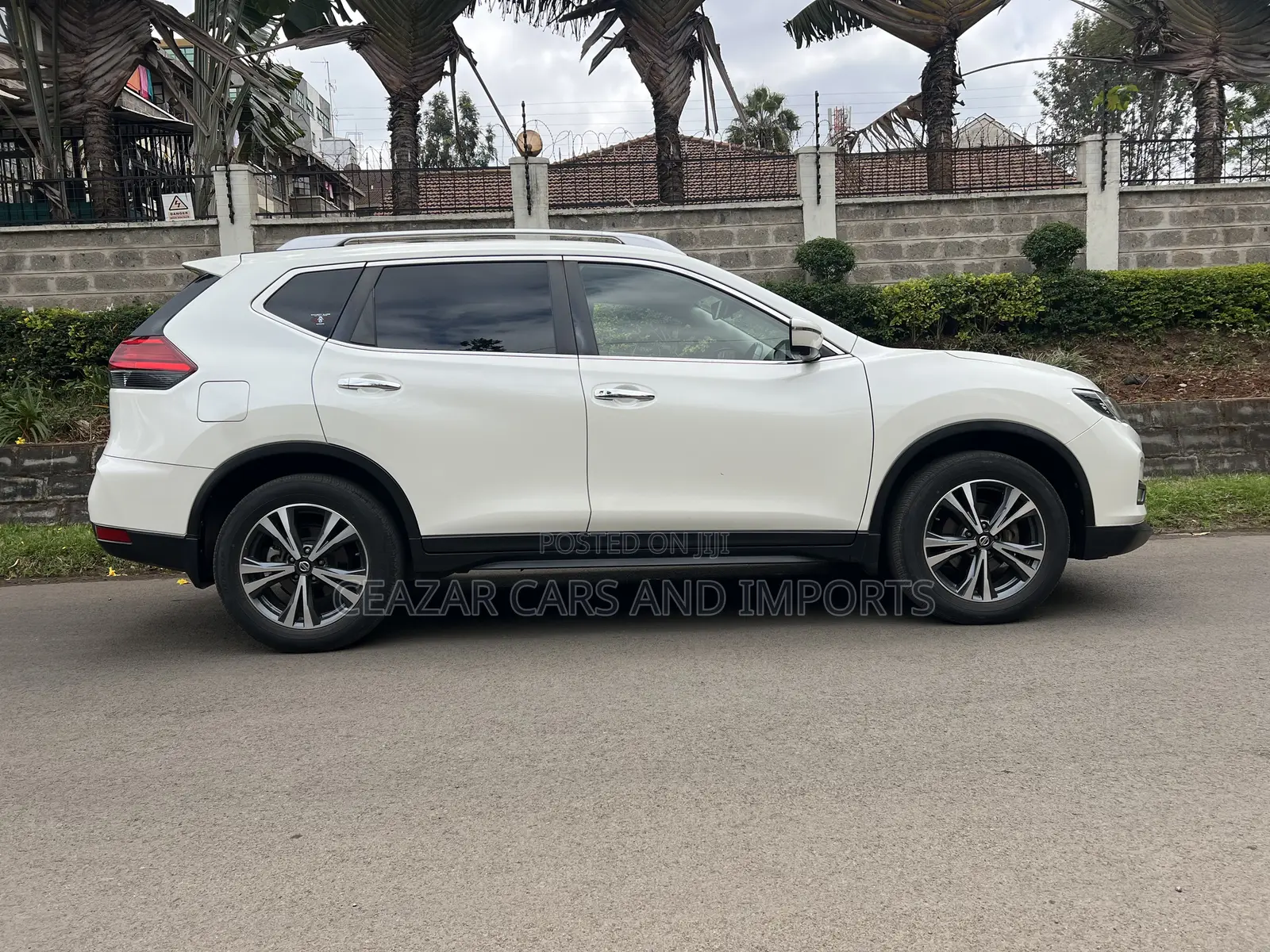 Nissan X-Trail 2.0 Petrol AWD 2019 White