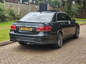 Mercedes-Benz E250 2011 Black