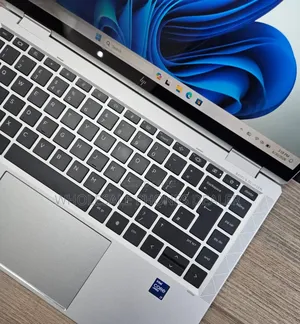 Laptop HP EliteBook 1040 G8 16GB Intel Core i7 SSD 512GB