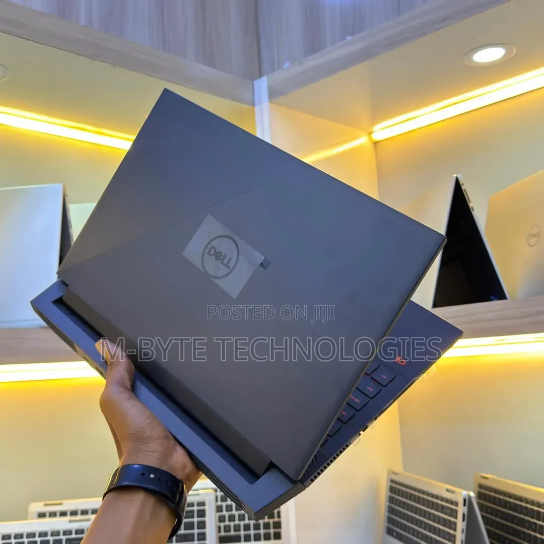 Laptop Dell G15 5511 16GB Intel Core i7 SSD 512GB