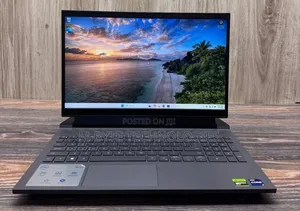 New Laptop Dell G15 5530 16GB Intel Core i7 SSD 1T