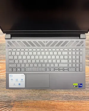 New Laptop Dell G15 5530 16GB Intel Core i7 SSD 1T