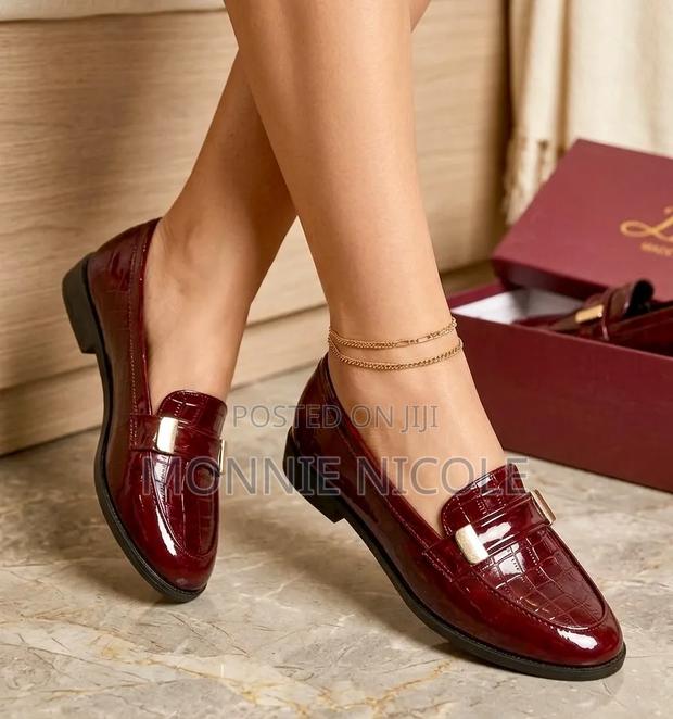 Wipe 'N' Go Women Brogues - thumbnail 2
