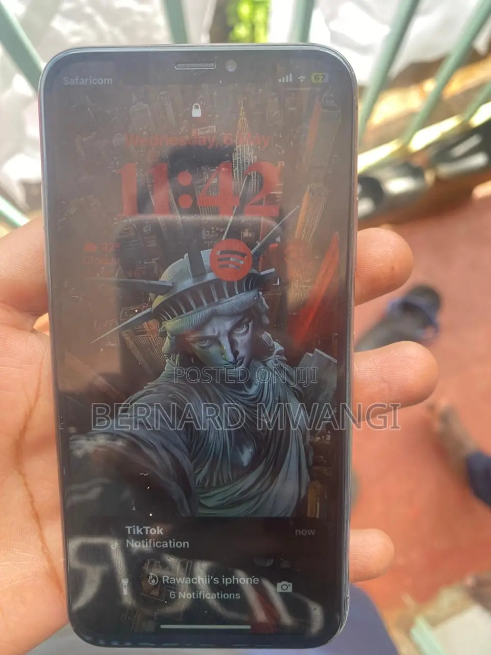 Apple iPhone X 64 GB Black
