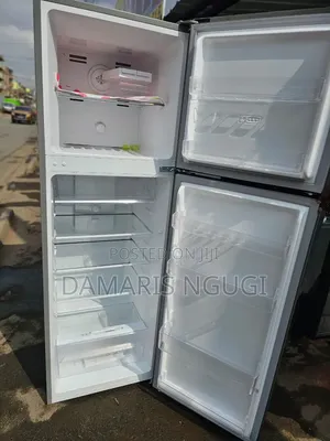 Von Top Freezer Mount Refrigerator