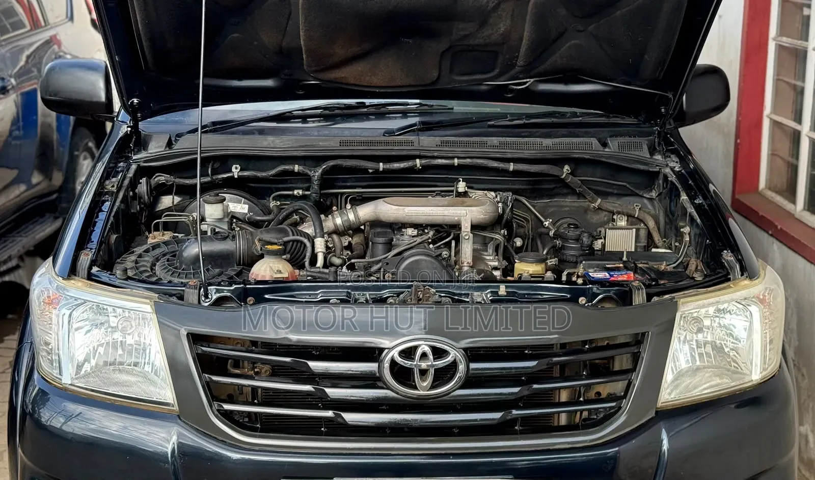Toyota Hilux 2012 Gray