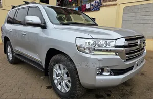 Toyota Land Cruiser 2019 Silver
