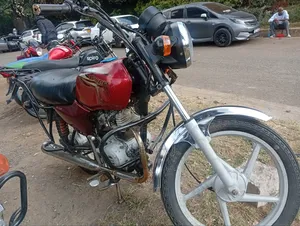Bajaj Boxer 100 2024 Red