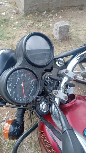 Bajaj Boxer 100 2024 Red