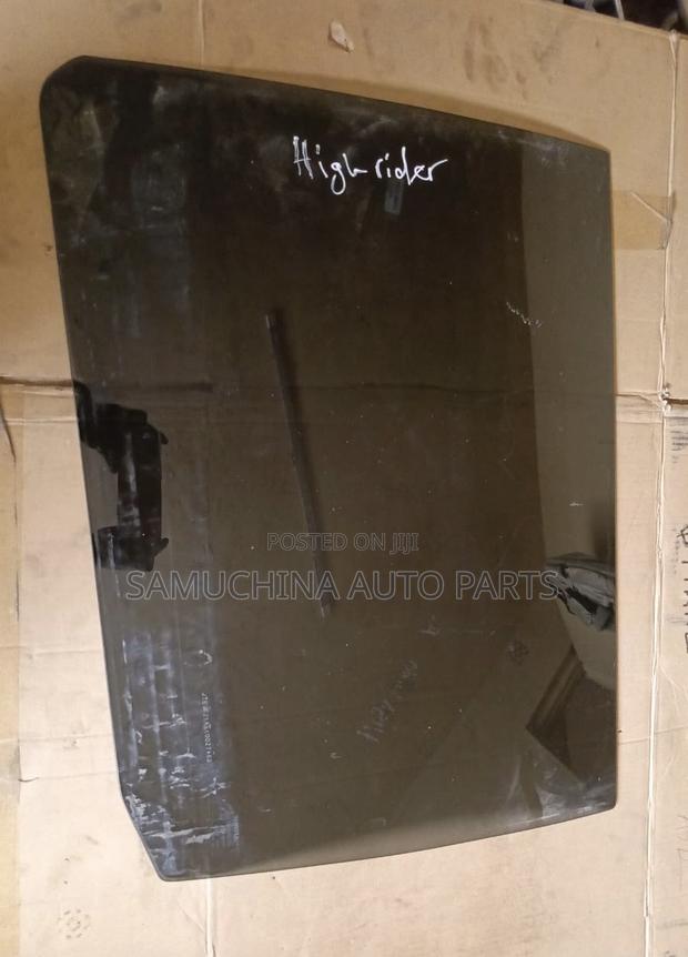 Rear Door Glass Toyota Highlander {Lhs}