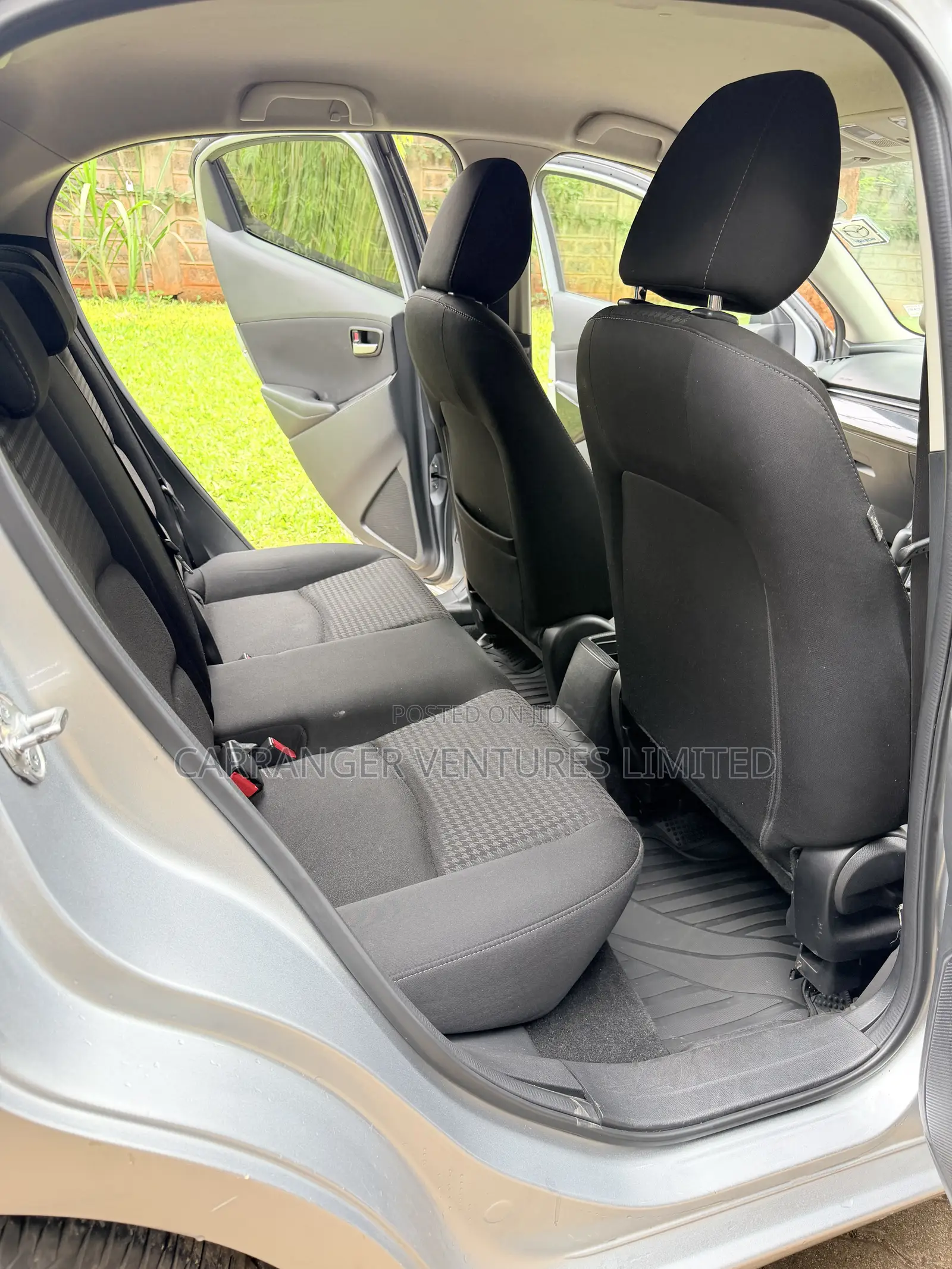 Mazda Demio 2017 Silver