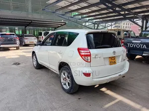 Toyota RAV4 2008 White
