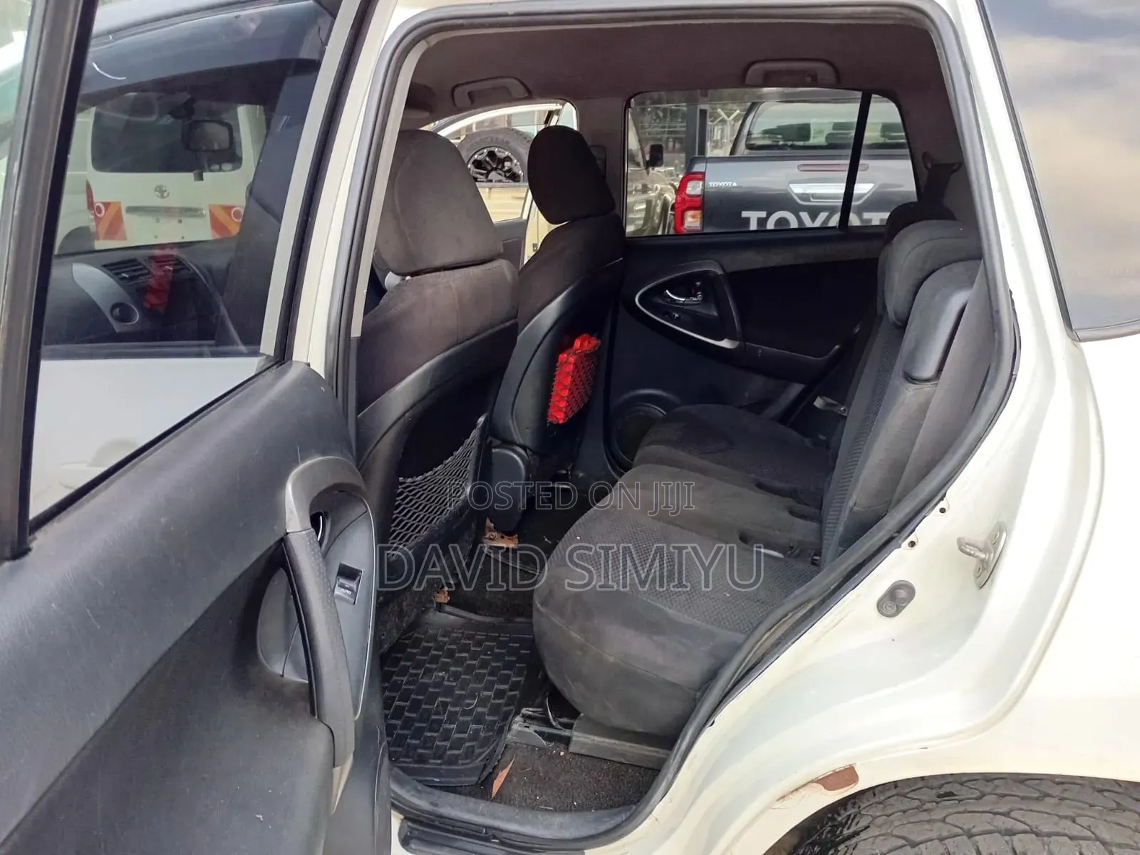 Toyota RAV4 2008 White