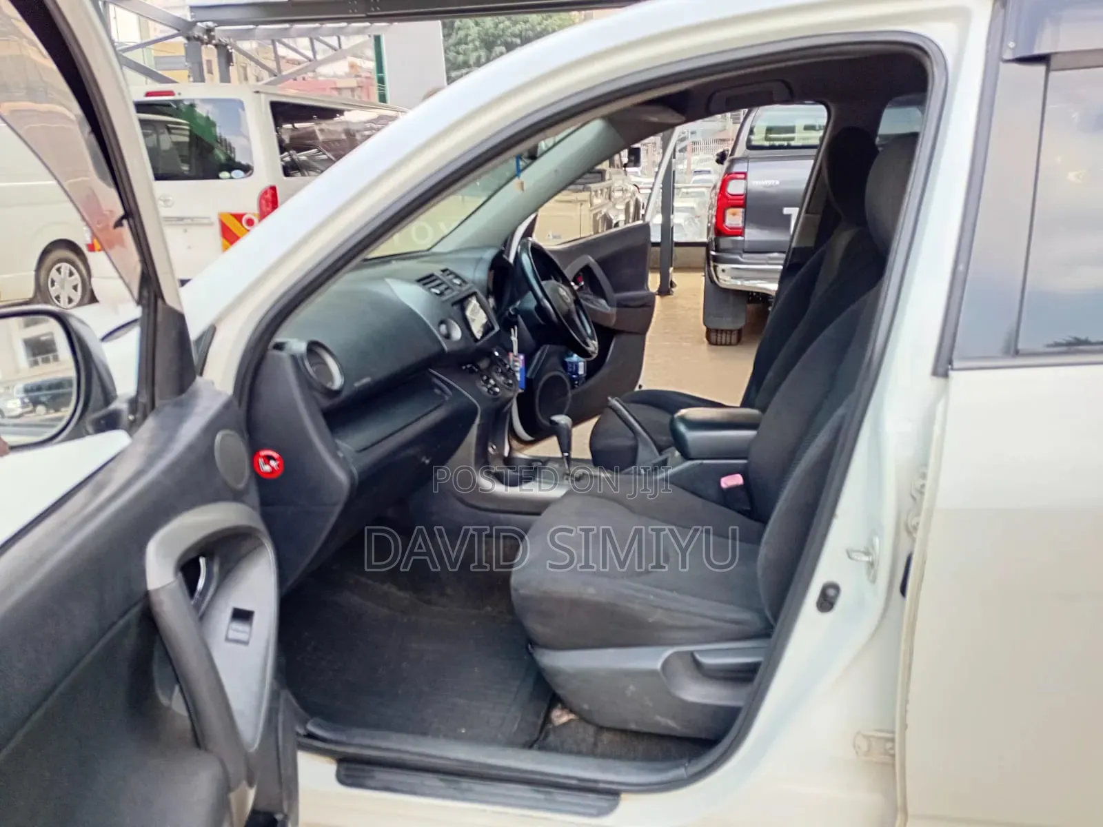 Toyota RAV4 2008 White