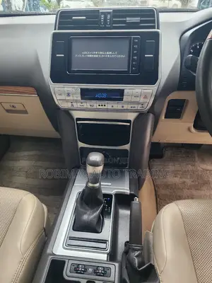 Toyota Land Cruiser Prado 2020 White