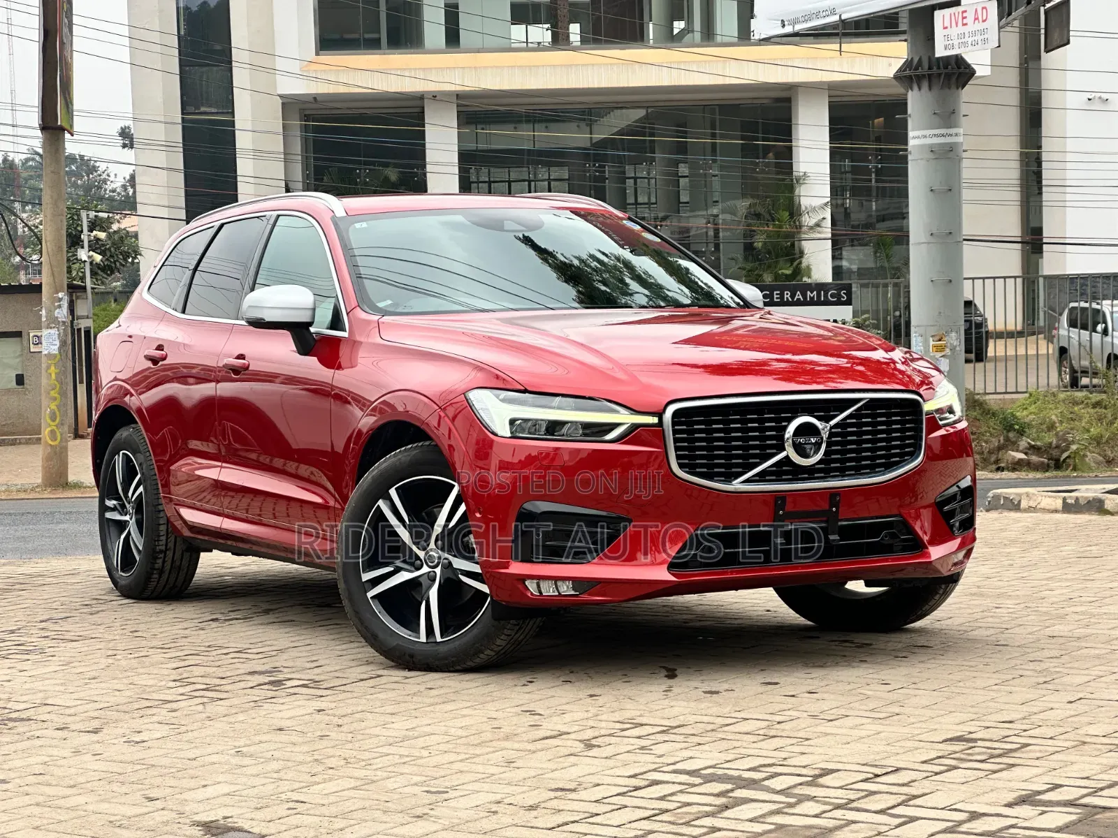 Volvo XC60 2019 Red