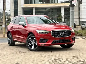 Volvo XC60 2019 Red