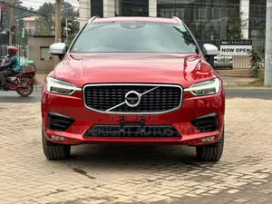 Volvo XC60 2019 Red