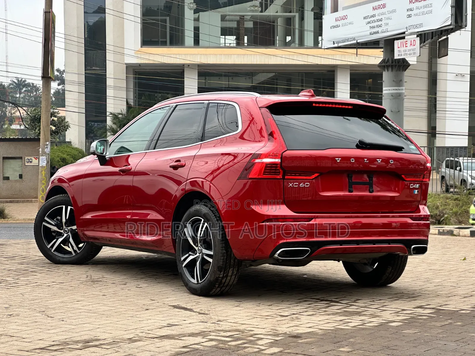 Volvo XC60 2019 Red