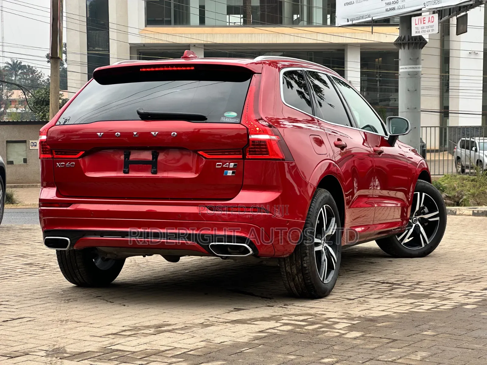 Volvo XC60 2019 Red