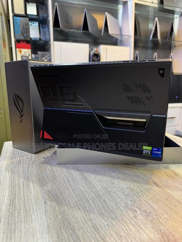 Laptop Asus ROG Flow Z13 16GB Intel Core i7 SSD 1T - thumbnail 2