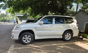 Toyota Land Cruiser Prado 2009 White